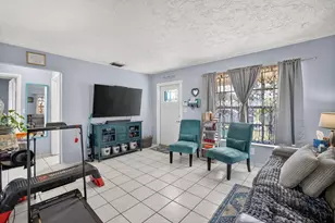 131 SW 7th Terrace, Hallandale Beach, FL 33009 - Photo 15