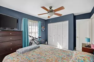 131 SW 7th Terrace, Hallandale Beach, FL 33009 - Photo 11