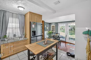 131 SW 7th Terrace, Hallandale Beach, FL 33009 - Photo 23