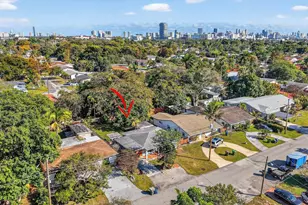 131 SW 7th Terrace, Hallandale Beach, FL 33009 - Photo 45