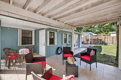 131 SW 7th Terrace, Hallandale Beach, FL 33009 - Photo 31