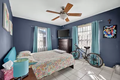 131 SW 7th Terrace, Hallandale Beach, FL 33009 - Photo 9