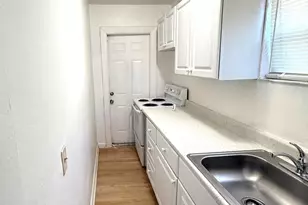 1955 Lincoln St, Hollywood, FL 33020 - Photo 9