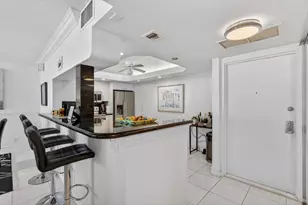 1149 Hillsboro Mile, Pompano Beach, FL 33062 - Photo 7