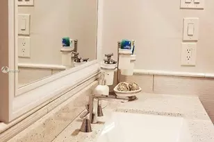 1560 McKinley St, Hollywood, FL 33020 - Photo 9