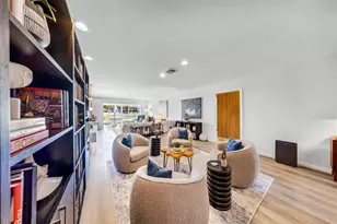 3651 Oaks Clubhouse Dr, Pompano Beach, FL 33069 - Photo 11