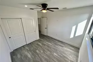 1292 NE 35th St, Oakland Park, FL 33334 - Photo 13