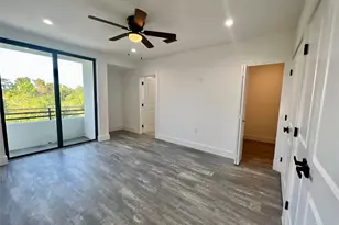 1292 NE 35th St, Oakland Park, FL 33334 - Photo 11