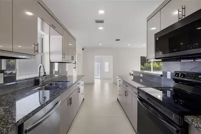 18340 NE 20th Court, North Miami Beach, FL 33179 - Photo 15