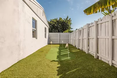 18340 NE 20th Court, North Miami Beach, FL 33179 - Photo 33