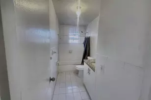1728 NW 114th St, Miami, FL 33167 - Photo 5