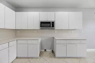 2332 SW 126th Ave, Miramar, FL 33027 - Photo 15