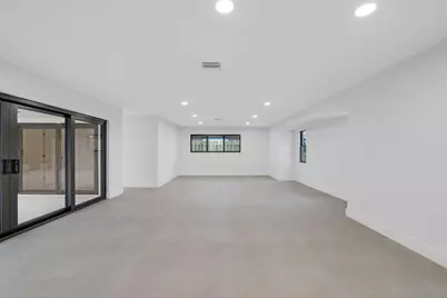 550 SW 6th Avenue, Boca Raton, FL 33486 - Photo 11