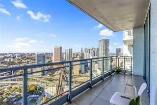 90 SW 3rd St, Miami, FL 33130 - Photo 11