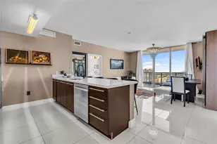 90 SW 3rd St, Miami, FL 33130 - Photo 9