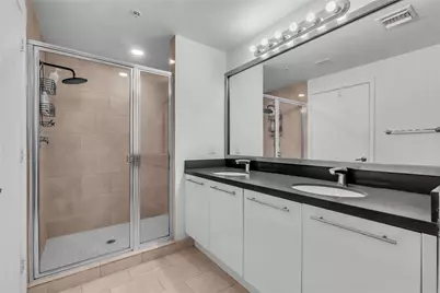 90 SW 3rd Street #3808, Miami, FL 33130 - Photo 5