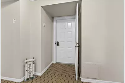 1815 Mooringline Drive #2E, Vero Beach, FL 32963 - Photo 5