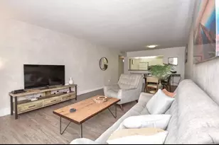 19370 Collins Ave, North Miami Beach, FL 33160 - Photo 3