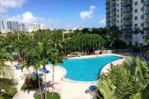 19370 Collins Ave, North Miami Beach, FL 33160 - Photo 25