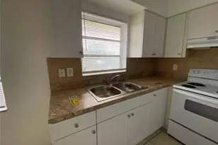5400 Hollywood Blvd, Hollywood, FL 33021 - Photo 9