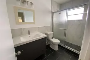 5400 Hollywood Blvd, Hollywood, FL 33021 - Photo 3