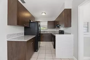 2830 Johnson St, Hollywood, FL 33020 - Photo 11