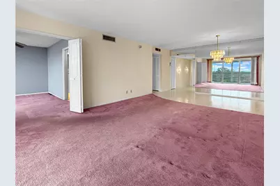 605 Oaks Drive #703, Pompano Beach, FL 33069 - Photo 3