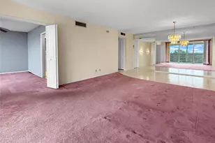 605 Oaks Dr, Pompano Beach, FL 33069 - Photo 3