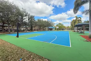 605 Oaks Dr, Pompano Beach, FL 33069 - Photo 15