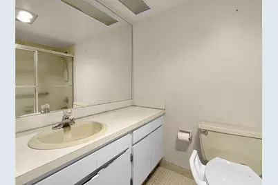 605 Oaks Drive #703, Pompano Beach, FL 33069 - Photo 9