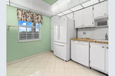 605 Oaks Drive #703, Pompano Beach, FL 33069 - Photo 21
