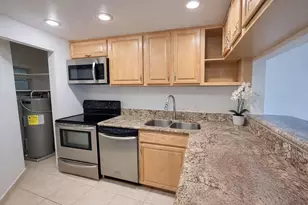 5300 NE 24th Terrace, Fort Lauderdale, FL 33308 - Photo 11