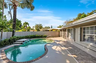 1760 NE 40th Ct, Oakland Park, FL 33334 - Photo 7