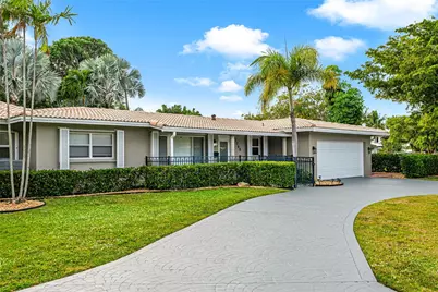 1760 NE 40th Court, Oakland Park, FL 33334 - Photo 9