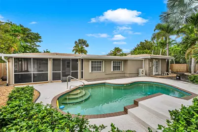 1760 NE 40th Court, Oakland Park, FL 33334 - Photo 5