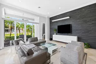 661 Cardinal St, Plantation, FL 33324 - Photo 11