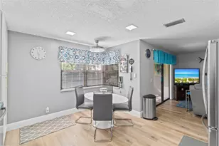 9129 N Vineyard Lake Dr, Plantation, FL 33324 - Photo 25