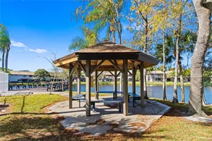 9129 N Vineyard Lake Dr, Plantation, FL 33324 - Photo 43