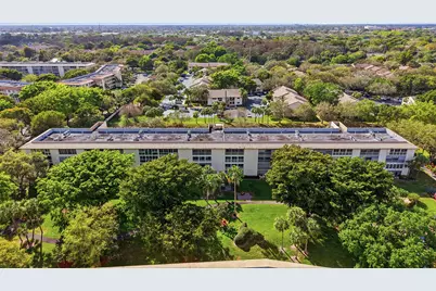 2302 Lucaya Lane #E3, Coconut Creek, FL 33066 - Photo 43