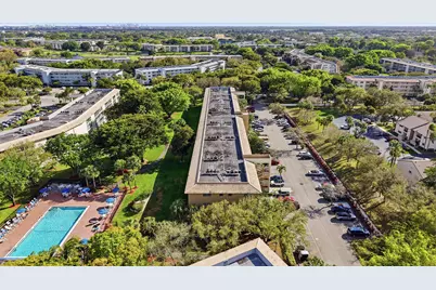 2302 Lucaya Lane #E3, Coconut Creek, FL 33066 - Photo 43
