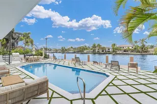 319 S Riverside Dr, Pompano Beach, FL 33062 - Photo 25