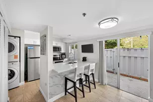 245 Riviera Cir, Weston, FL 33326 - Photo 13