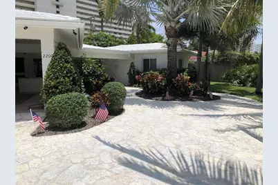 2200 NE 32nd Avenue, Fort Lauderdale, FL 33305 - Photo 1