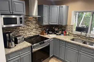 2200 NE 32nd Ave, Fort Lauderdale, FL 33305 - Photo 3