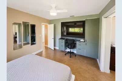 2200 NE 32nd Avenue, Fort Lauderdale, FL 33305 - Photo 11