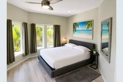 2200 NE 32nd Avenue, Fort Lauderdale, FL 33305 - Photo 9
