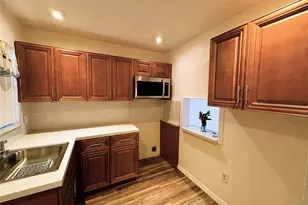 8130 Sunrise Lakes, Sunrise, FL 33322 - Photo 5