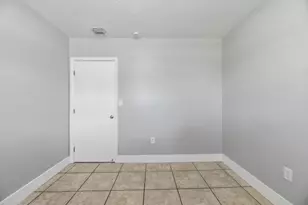 1000 N 71st Ave, Hollywood, FL 33024 - Photo 23