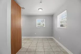 1000 N 71st Ave, Hollywood, FL 33024 - Photo 17