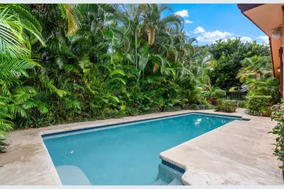 708 NW 6th Drive, Boca Raton, FL 33486 - Photo 23